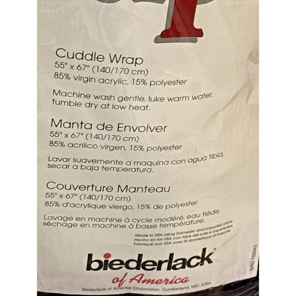 Biederlack Cuddle Wrap Blanket Stadium Throw Zip Snap Wearable Green Red Plaid